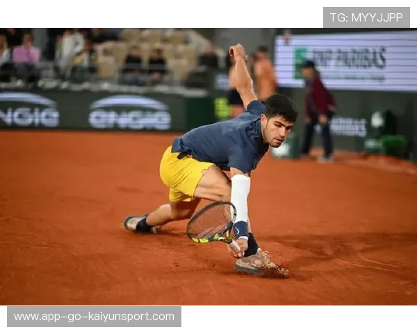 阿尔卡拉斯晋级决赛，青春势不可挡，阿尔卡拉斯vs阿利亚西姆